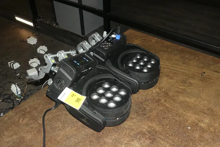 2x LED-Moving-Head-Strahler, Multi-LED-Kopf Tracker Q4